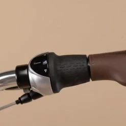 VELO DE VILLE ELOPS 540 CADRE BAS ROUGE BRIQUE -Vélos De Route Soldes velo de ville elops 540 cadre bas rouge brique 6 600x600 1