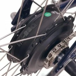 VÉLO ELECTRIQUE URBAIN NCM C5 - 36V 12AH 432WH - VERT FONCÉ -Vélos De Route Soldes velo electrique urbain ncm c5 36v 12ah 432wh bleu marine 4 600x600 1