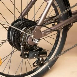 VELO PLIANT A ASSISTANCE ELECTRIQUE TILT 500 TAUPE -Vélos De Route Soldes velo pliant a assistance electrique tilt 500 taupe 12 600x600 1