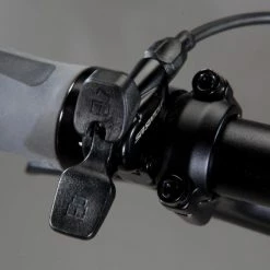 VÉLO TOUT CHEMIN RIVERSIDE 920 28 VÉLO TOUT CHEMIN RIVERSIDE 920 -Vélos De Route Soldes velo tout chemin riverside 920 10 600x600 1