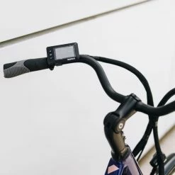 VÉLO VILLE ÉLECTRIQUE - NEOMOUV CARLINA HYDRAULIQUE - CYAN -Vélos De Route Soldes velo ville electrique neomouv carlina hydraulique cyan 5 600x600 1