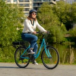 VÉLO VILLE ÉLECTRIQUE - NEOMOUV ECHINOPS - ORANGE -Vélos De Route Soldes velo ville electrique neomouv echinops orange 7 600x600 1