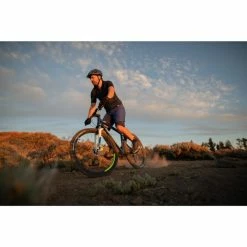 VÉLO VTT ST 540 BLEU 27,5" 23 VÉLO VTT ST 540 BLEU 27,5" -Vélos De Route Soldes velo vtt st 540 bleu 275 10 600x600 1